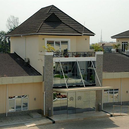 Amber Residence Lagos Bagian luar foto