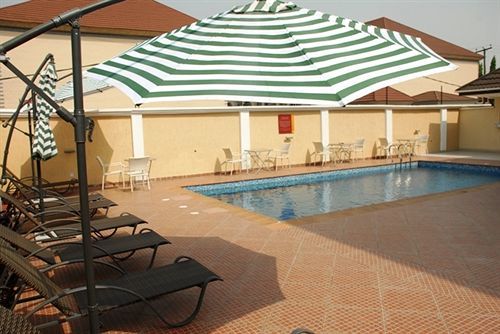 Amber Residence Lagos Bagian luar foto
