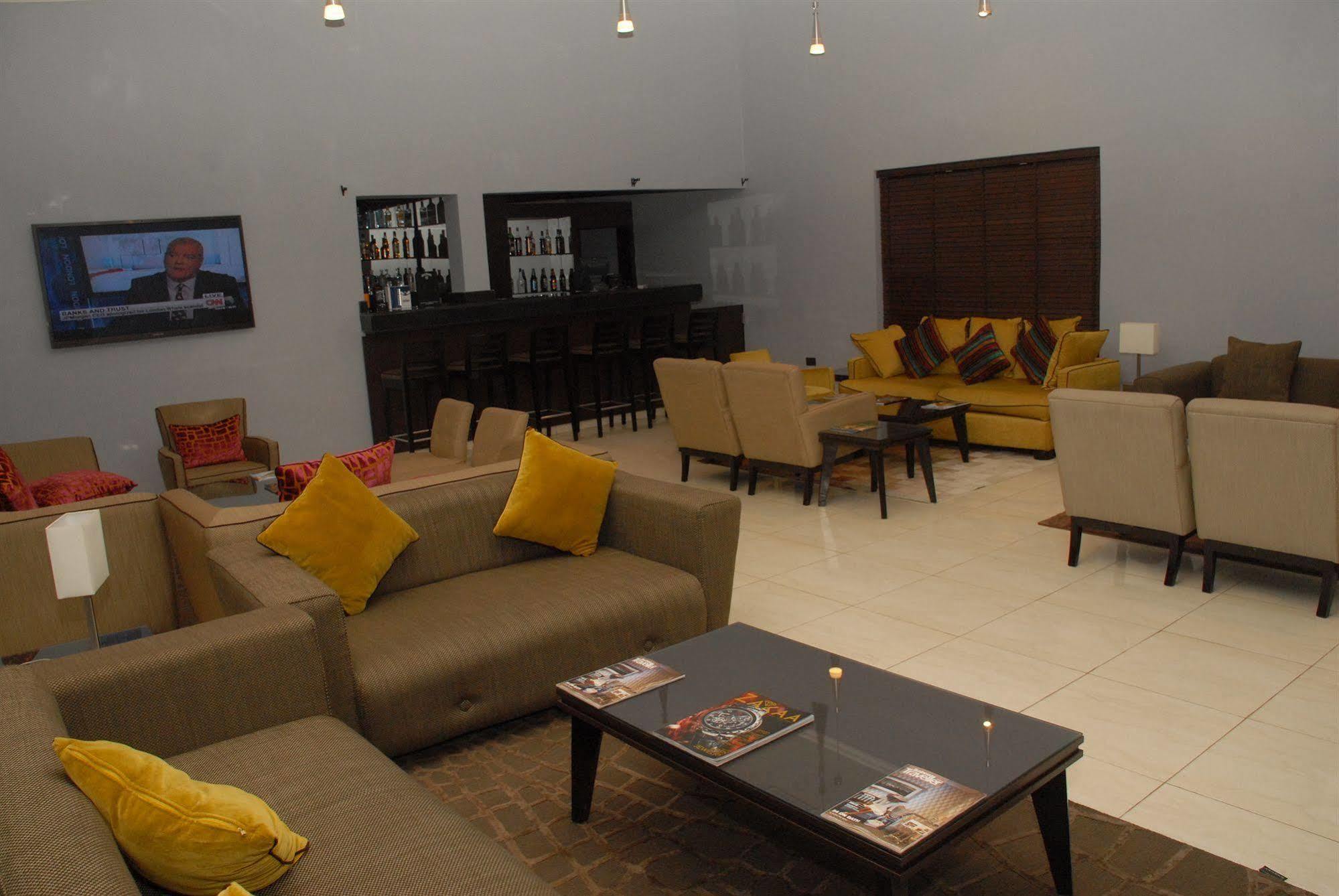 Amber Residence Lagos Bagian luar foto